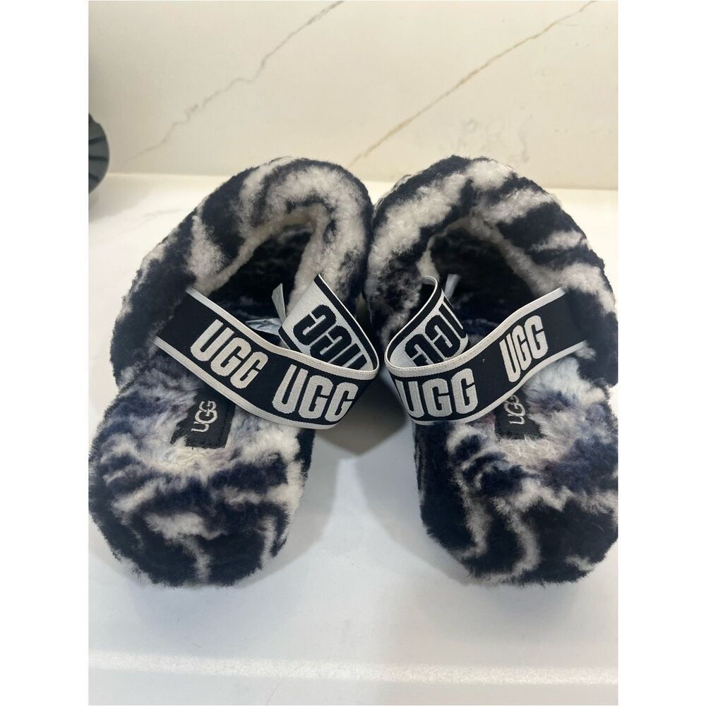 UGG Fluff Yeah Zebra Print Shearling Slippers 🖤🤍 - Picture 4 of 7